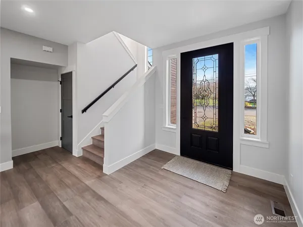 $925,000 | 123 South McNeely Street, Buckley, WA 98321