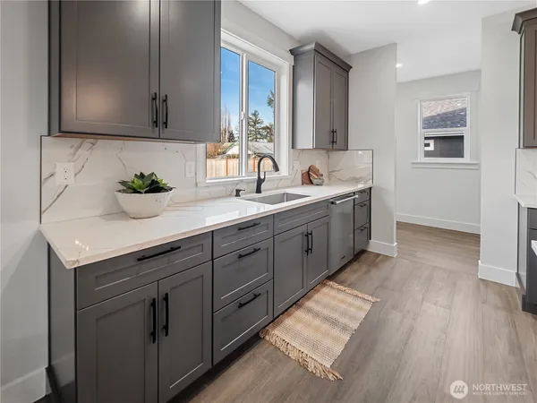 $925,000 | 123 South McNeely Street, Buckley, WA 98321