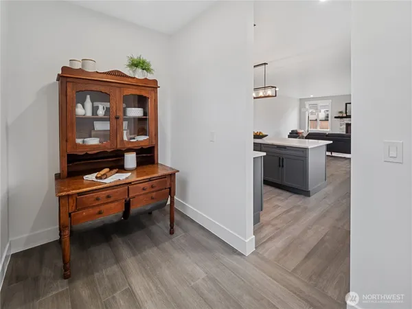 $925,000 | 123 South McNeely Street, Buckley, WA 98321