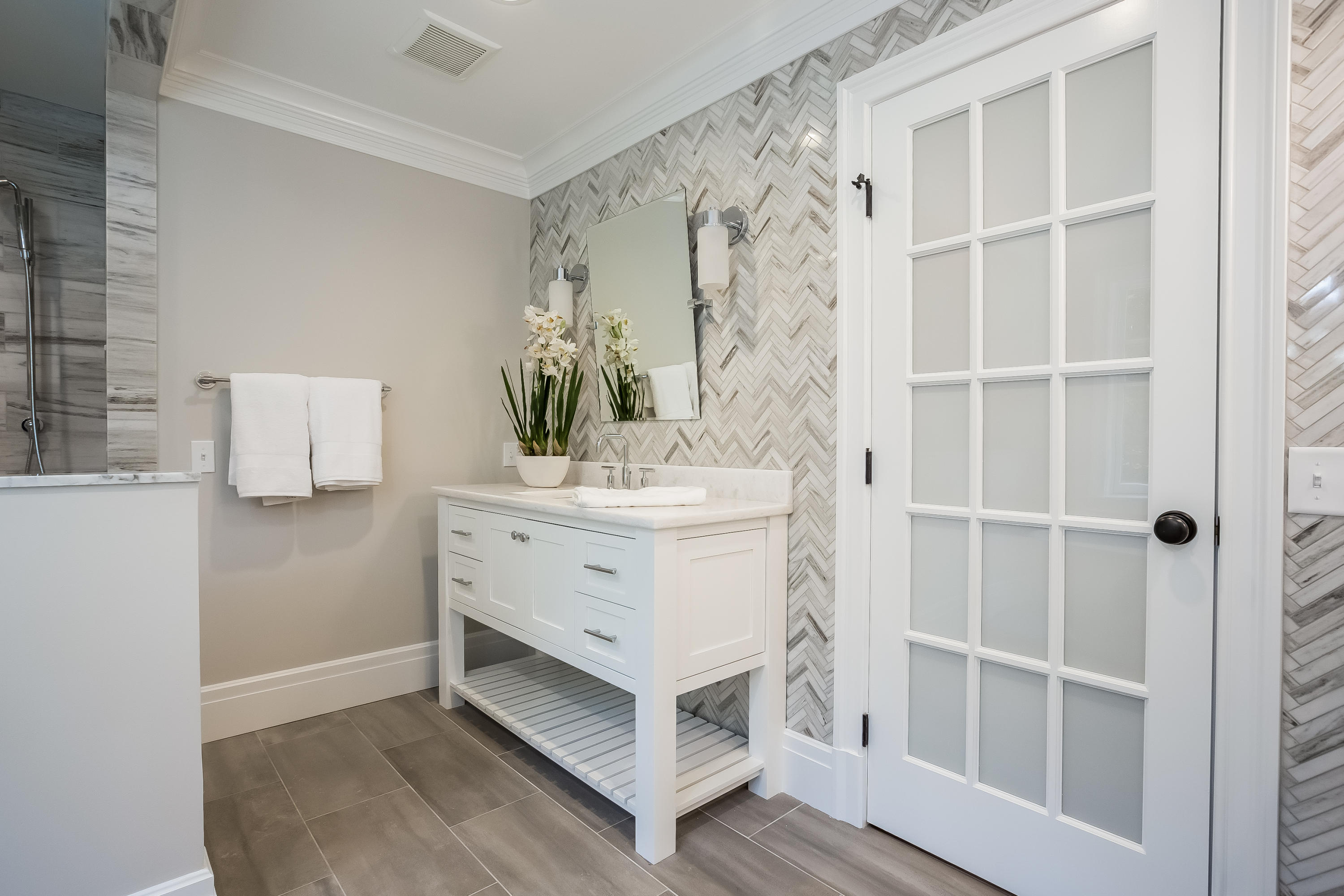 35 Old Parish Road Darien, CT 06820 - Photo 35 of 74 035-Master_Bathroom-3282519-large
