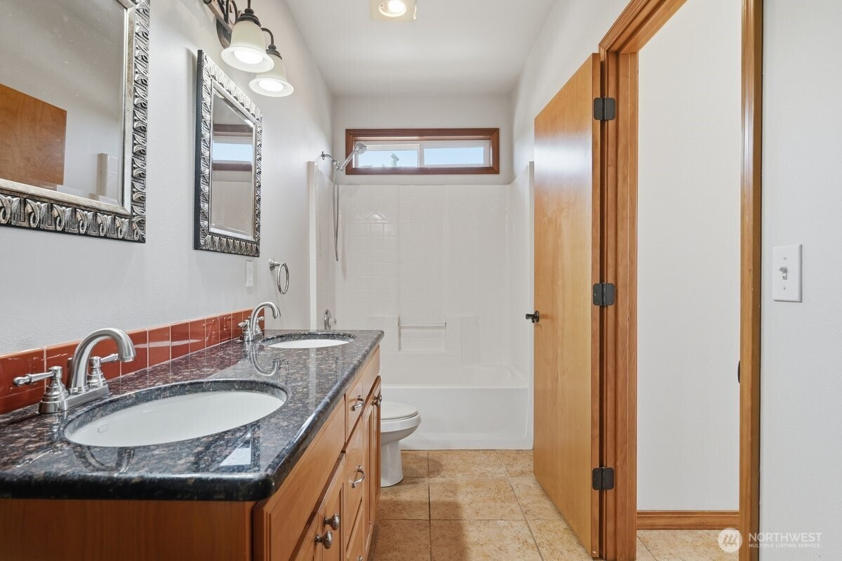 22 Washington Street Manson, WA 98831 - Photo 14 of 35