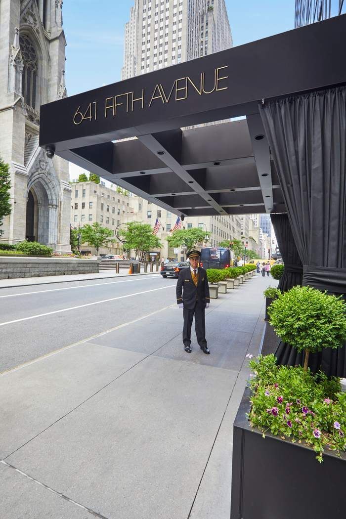 641 5th Avenue, Unit 27F Manhattan, NY 10022 - Photo 4 of 7 a view of outdoor space and yard