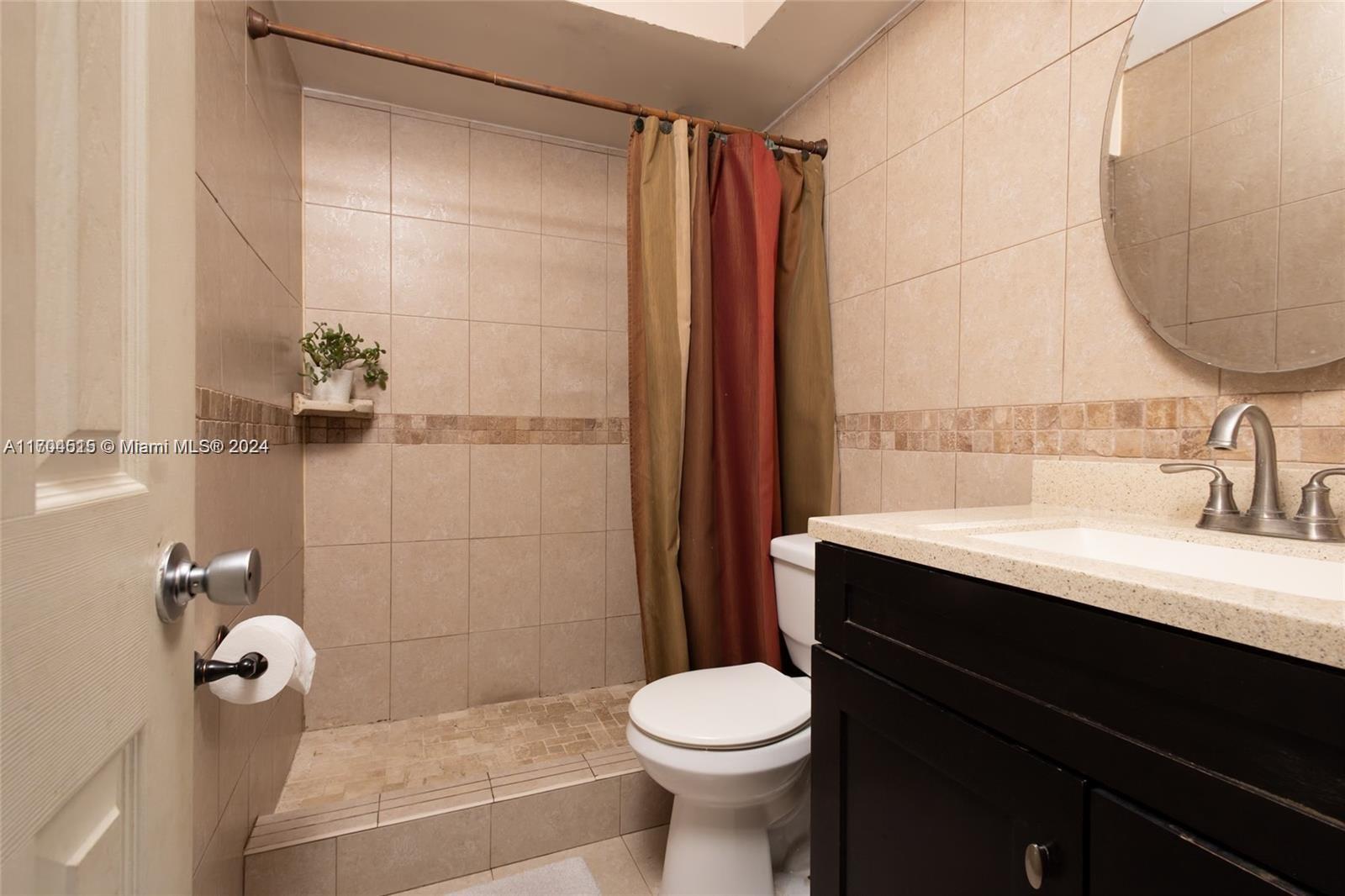 3324 Wilson Street Hollywood, FL 33021 - Photo 10 of 19 Gallery Image 10