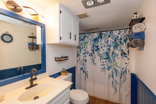 $229,900 | 607 South Gardenia Street, White Deer, TX 79097