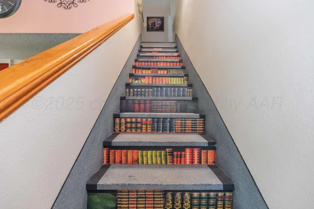 $229,900 | 607 South Gardenia Street, White Deer, TX 79097