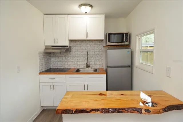 $1,150 | 10934 N Boulevard, Tampa, FL 33612