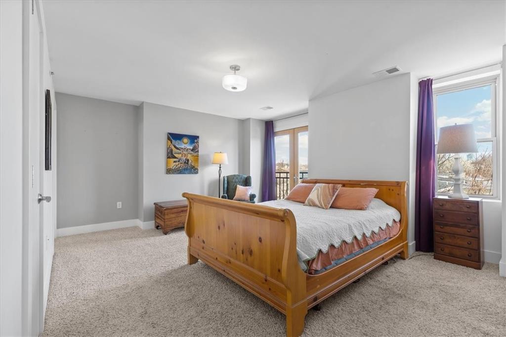 5813 Rippey Street, Unit B Pittsburgh, PA 15206 - Photo 20 of 39 Gallery Image 20