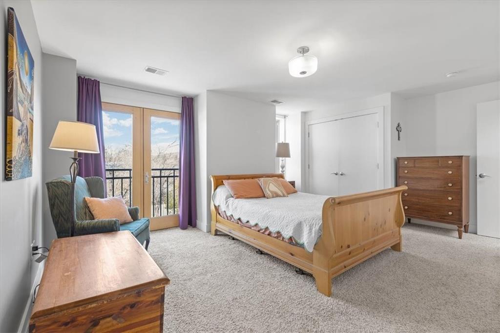 5813 Rippey Street, Unit B Pittsburgh, PA 15206 - Photo 21 of 39 Gallery Image 21