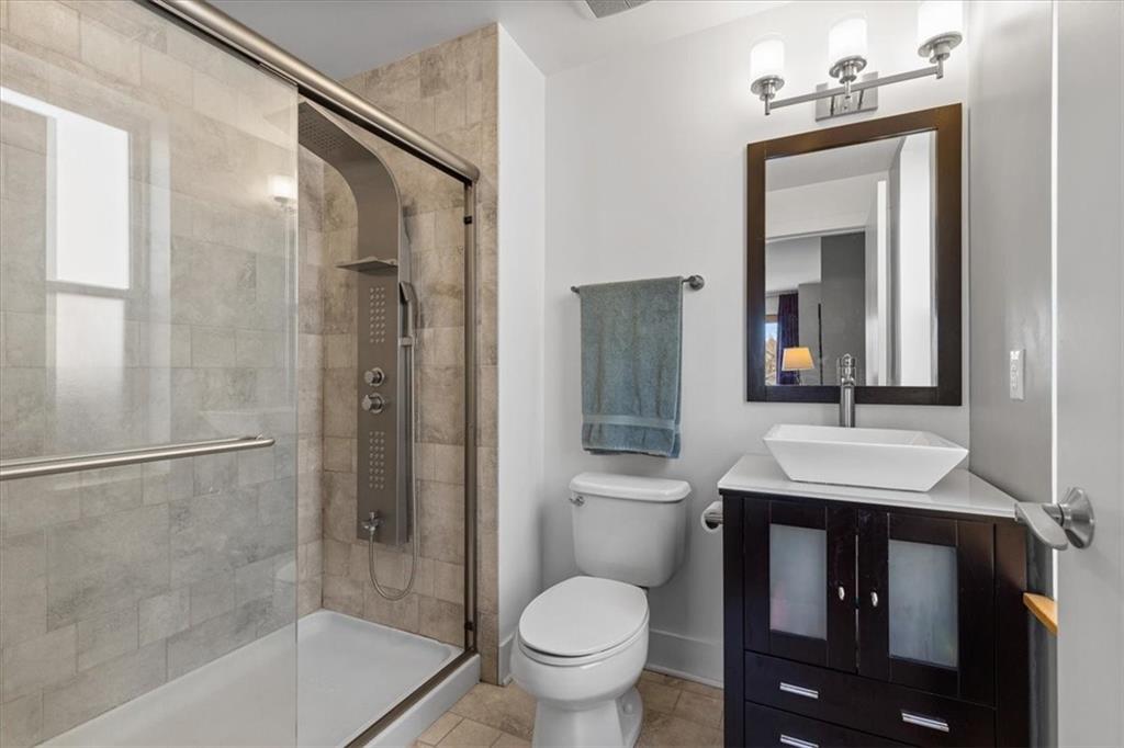5813 Rippey Street, Unit B Pittsburgh, PA 15206 - Photo 24 of 39 Gallery Image 24