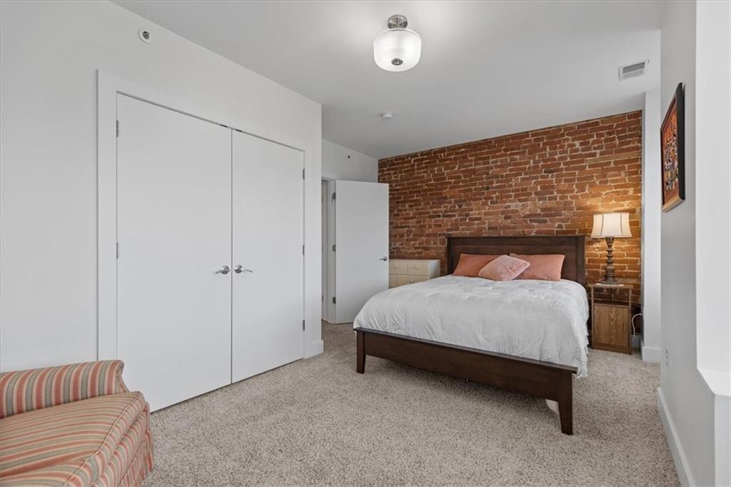 5813 Rippey Street, Unit B Pittsburgh, PA 15206 - Photo 25 of 39 Gallery Image 25
