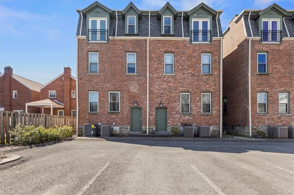 5813 Rippey Street, Unit B Pittsburgh, PA 15206 - Photo 34 of 39 Gallery Image 34