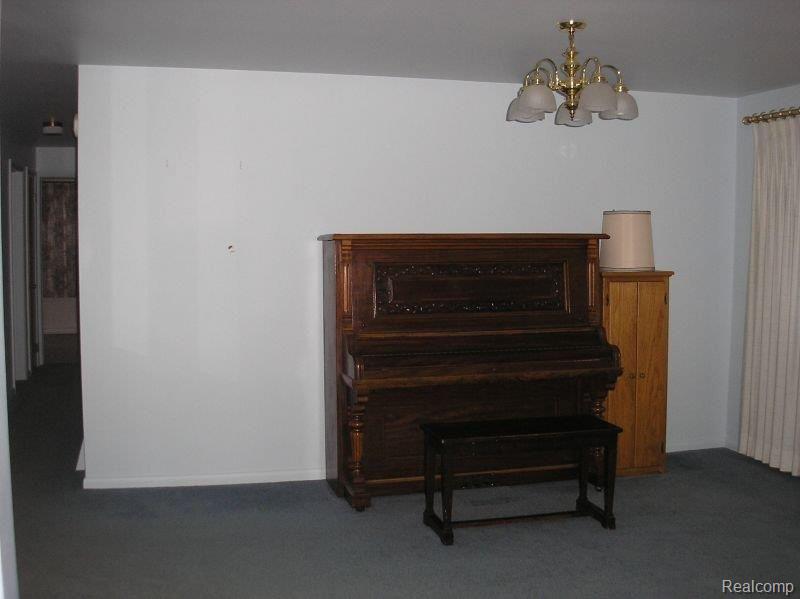 3379 West Gilford Road Caro, MI 48723 - Photo 3 of 10 living room.jpg