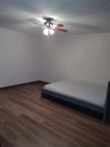 $1,950 | 35025 Raintree Drive, Fruitland Park, FL 34731