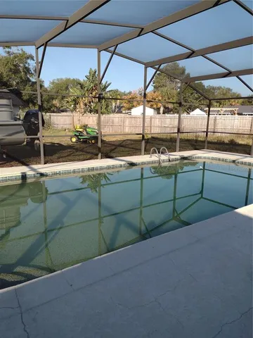 $1,950 | 35025 Raintree Drive, Fruitland Park, FL 34731