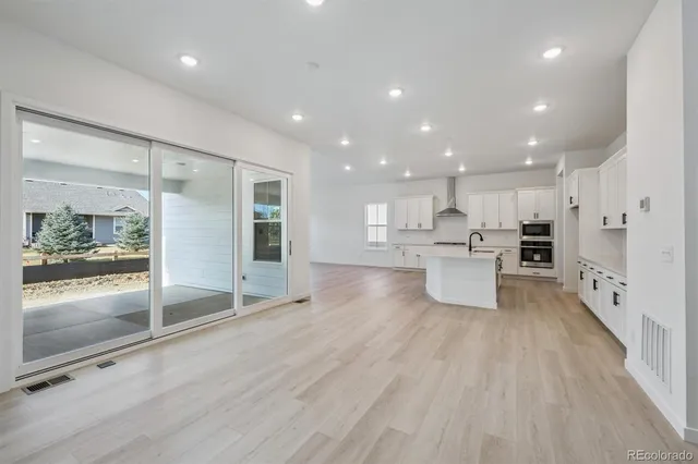 $979,950 | 3801 Emerald Shore Circle, Loveland, CO 80538