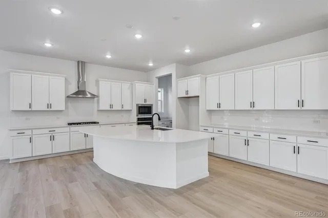 $979,950 | 3801 Emerald Shore Circle, Loveland, CO 80538