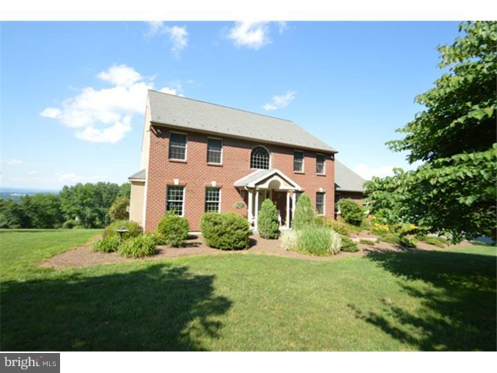 575 Texas Road Easton, PA 18042 - Photo 2 of 25 Gallery Image 2