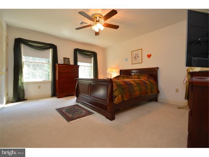 575 Texas Road Easton, PA 18042 - Photo 18 of 25 Gallery Image 18