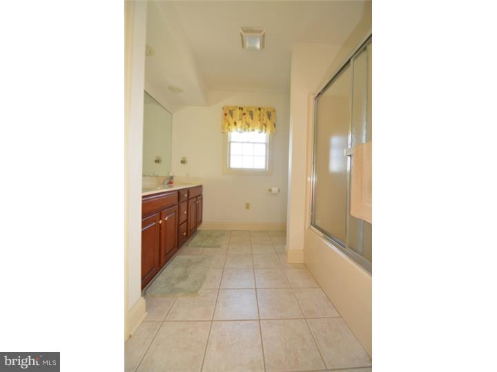 575 Texas Road Easton, PA 18042 - Photo 20 of 25 Gallery Image 20