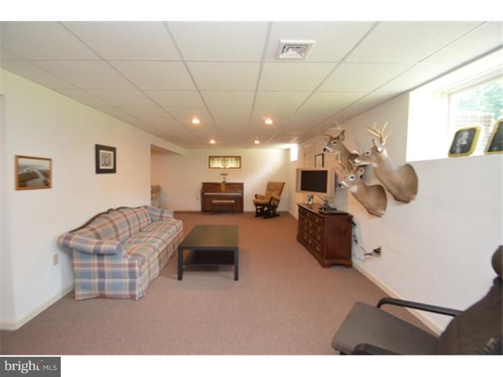 575 Texas Road Easton, PA 18042 - Photo 23 of 25 Gallery Image 23