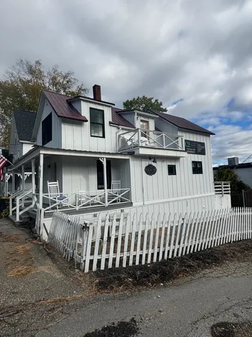 $2,200 | 1 Simpson Avenue, Laconia, NH 03246