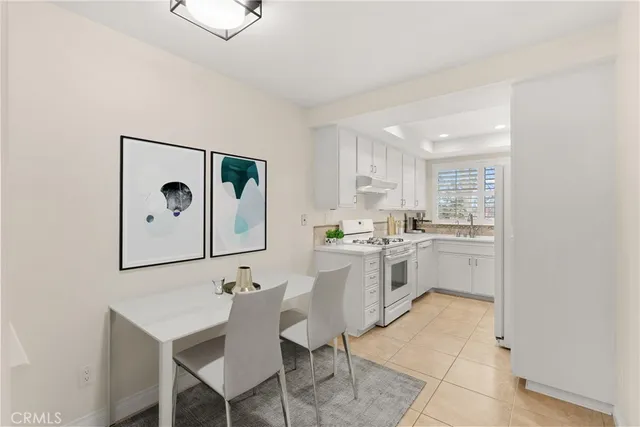 $718,000 | 25214 Tanoak Lane, Lake Forest, CA 92630