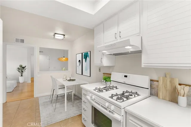 $718,000 | 25214 Tanoak Lane, Lake Forest, CA 92630