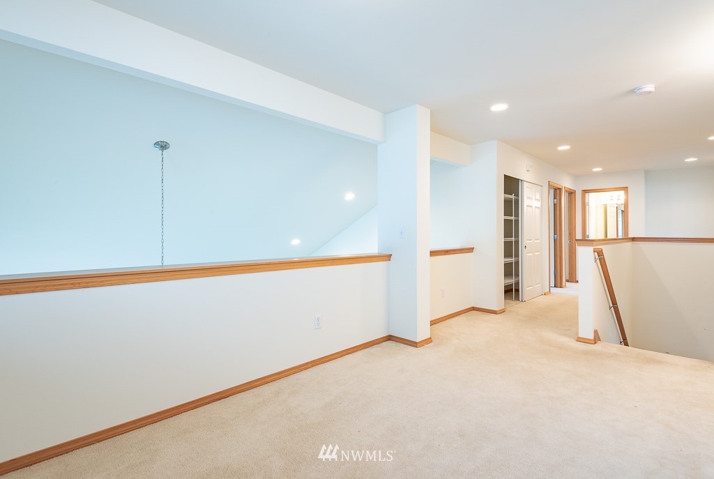 20123 84th Place Northeast Bothell, WA 98011 - Photo 14 of 24 Gallery Image 14