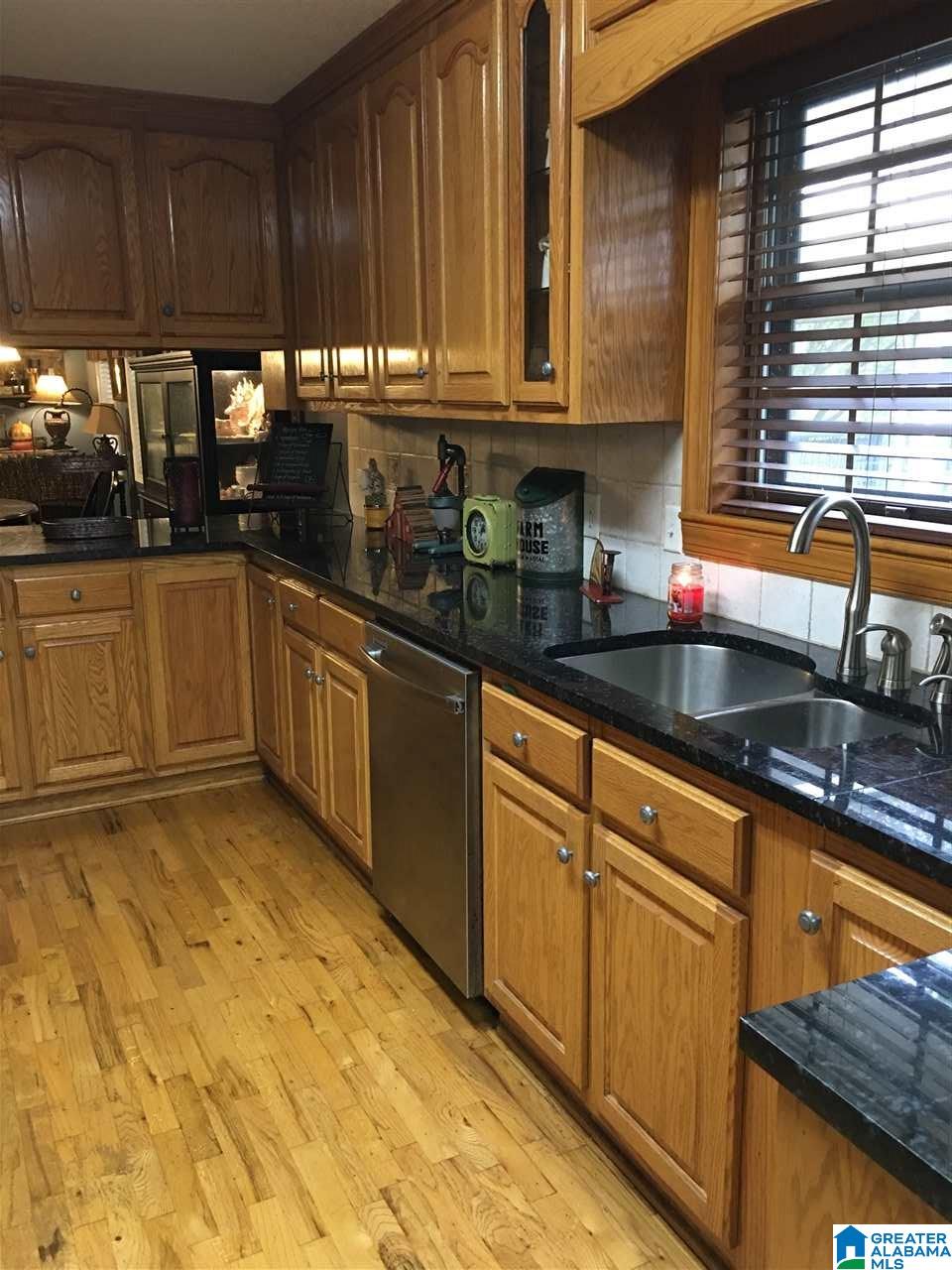 505 Pineview Road Clanton, AL 35045 - Photo 3 of 29