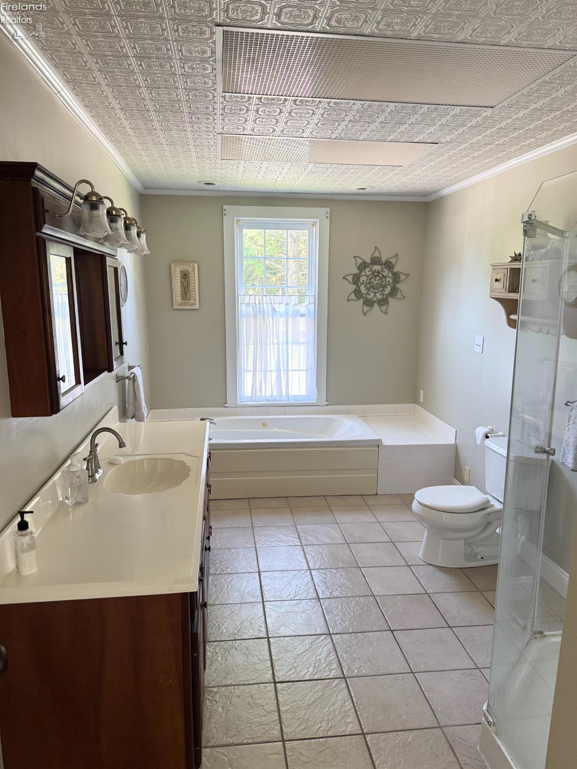 7611 Hahn Road Huron, OH 44839 - Photo 8 of 36 Gallery Image 8