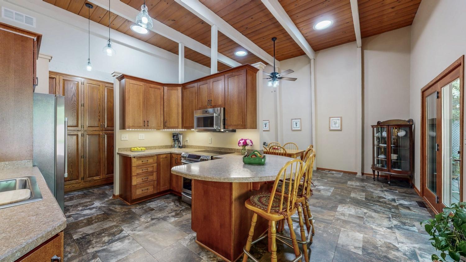 6317 Oak Meadow Lane Northwest Rochester, MN 55901 - Photo 13 of 66