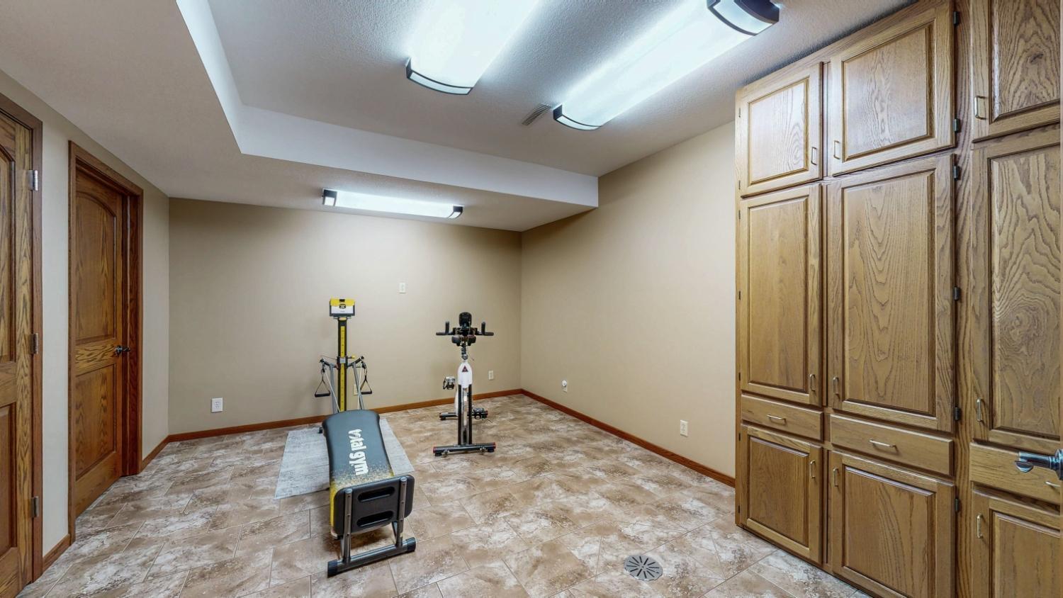 6317 Oak Meadow Lane Northwest Rochester, MN 55901 - Photo 31 of 66