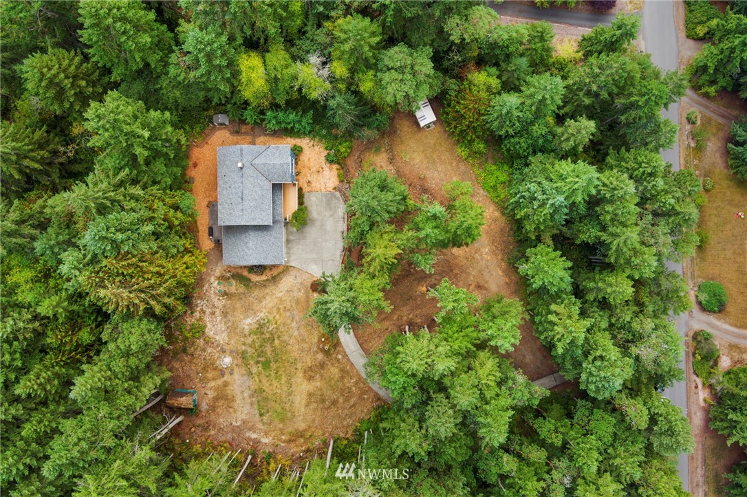 16720 Seminole Road Northeast Poulsbo, WA 98370 - Photo 2 of 31 Gallery Image 2