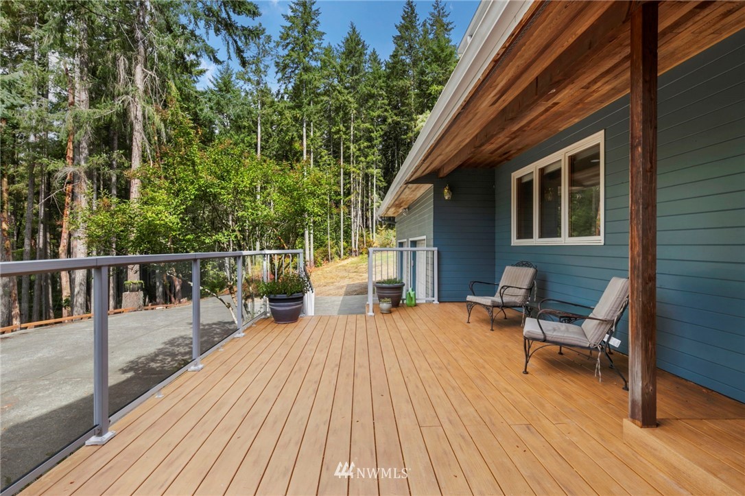 16720 Seminole Road Northeast Poulsbo, WA 98370 - Photo 12 of 31 Gallery Image 12