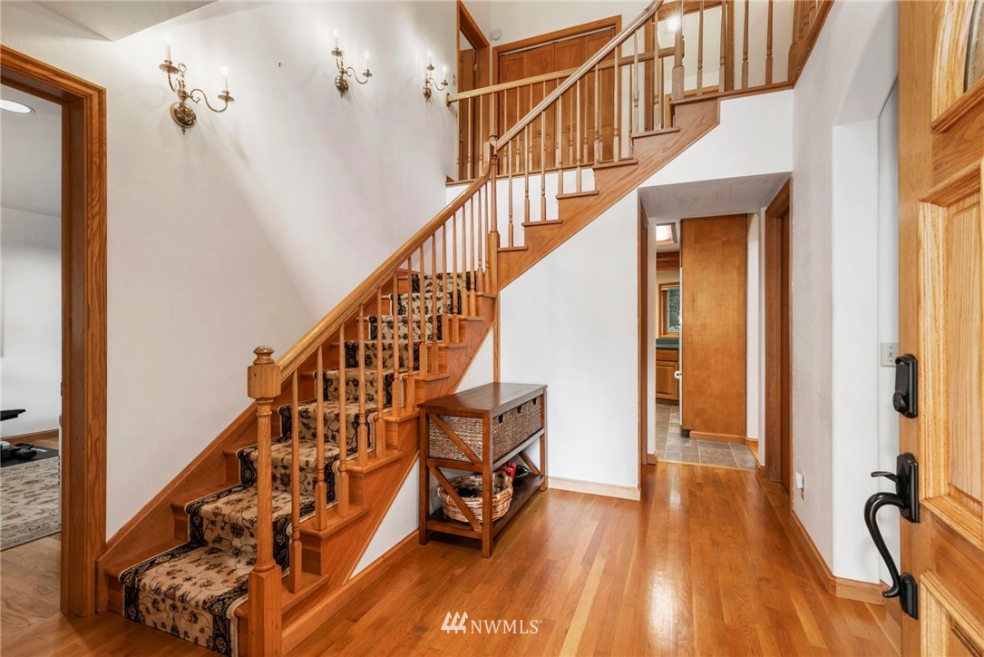 16720 Seminole Road Northeast Poulsbo, WA 98370 - Photo 14 of 31 Gallery Image 14