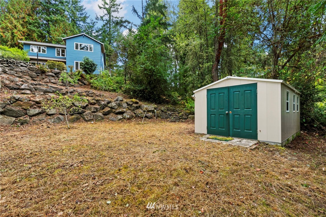 16720 Seminole Road Northeast Poulsbo, WA 98370 - Photo 7 of 31 Gallery Image 7