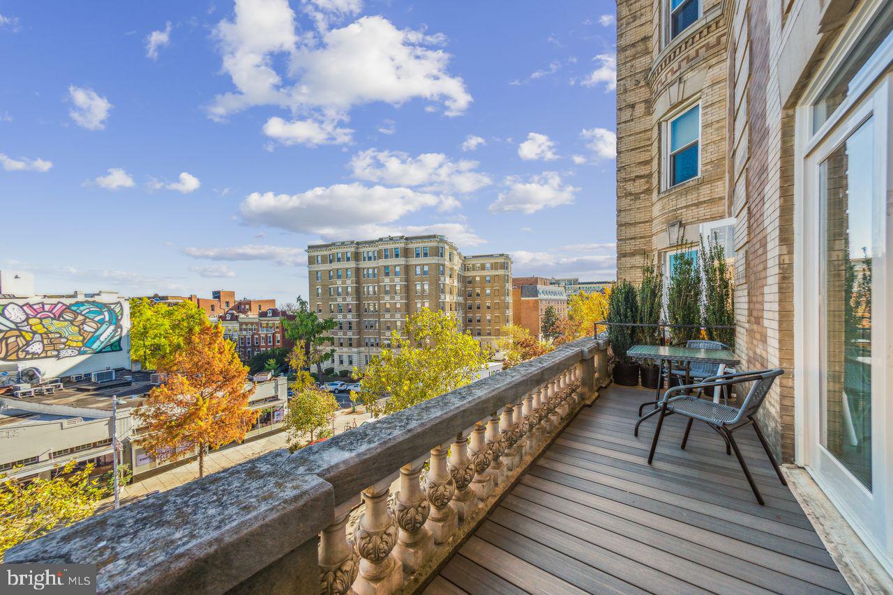 1851 Columbia Road Northwest, Unit 400 Washington, DC 20009 - Photo 20 of 36