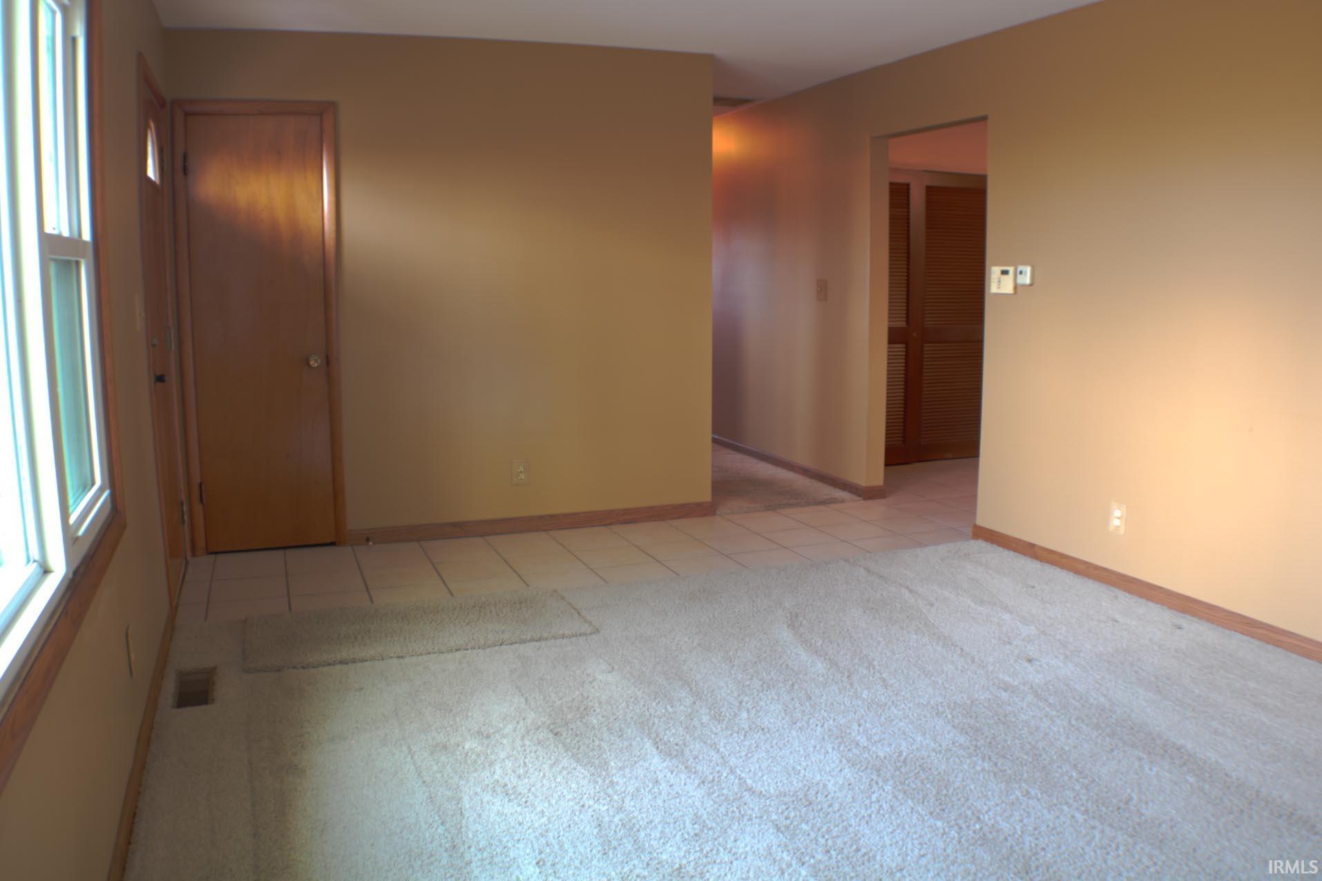 819 West Ferguson Road Fort Wayne, IN 46819 - Photo 12 of 36