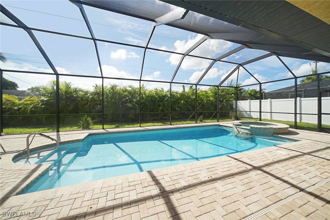 1502 Southwest 38th Street Cape Coral, FL 33914 - Photo 3 of 17