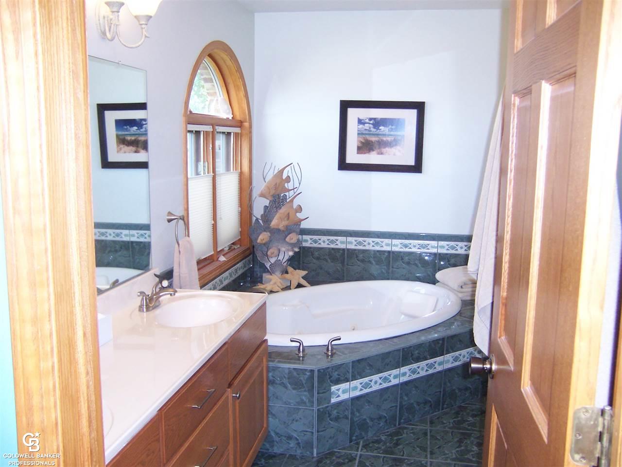 1021 Riley Center Road Memphis, MI 48041 - Photo 9 of 27