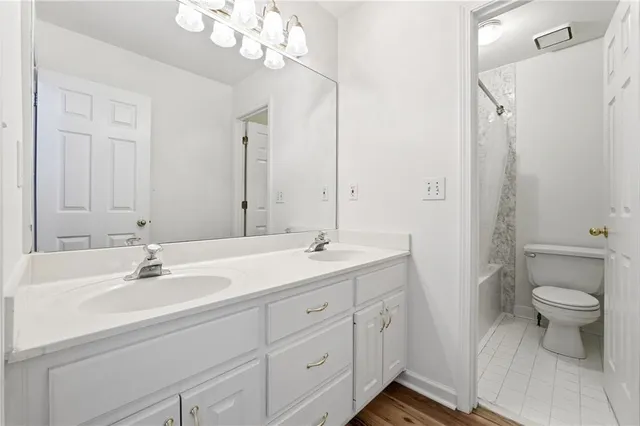 $758,900 | 5350 Wickershire Drive, Peachtree Corners, GA 30092