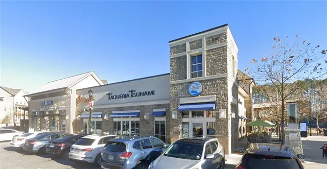 $758,900 | 5350 Wickershire Drive, Peachtree Corners, GA 30092