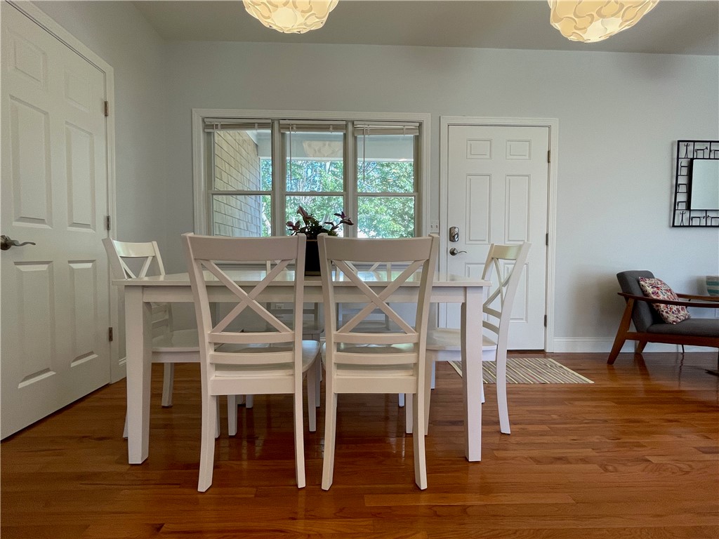 11 Hoover Road Middletown, RI 02842 - Photo 12 of 27