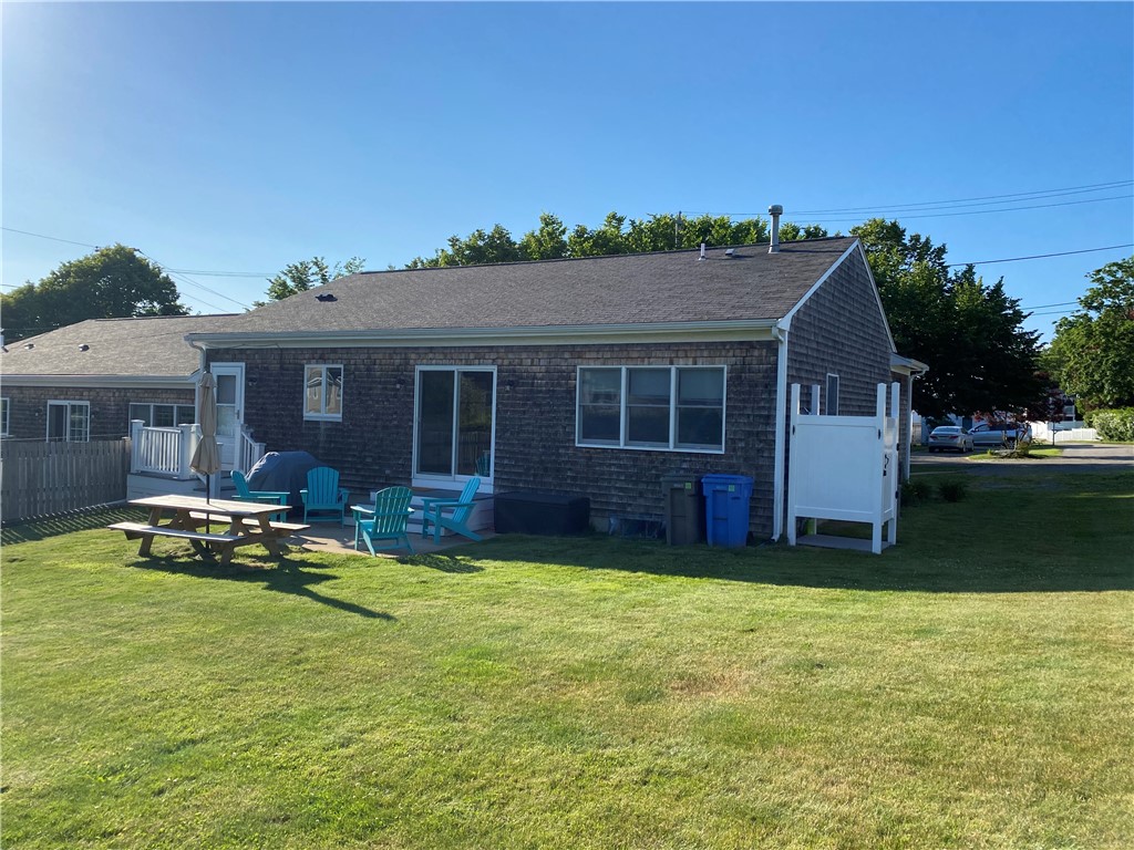 11 Hoover Road Middletown, RI 02842 - Photo 26 of 27