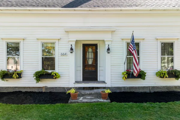 $595,000 | 664 Boothbay Road, Edgecomb, ME 04556