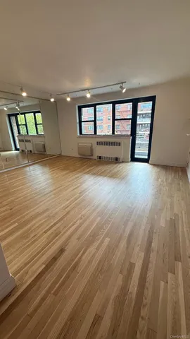 $185,000 | 88-25 155th Avenue, Unit 4G | Lindenwood