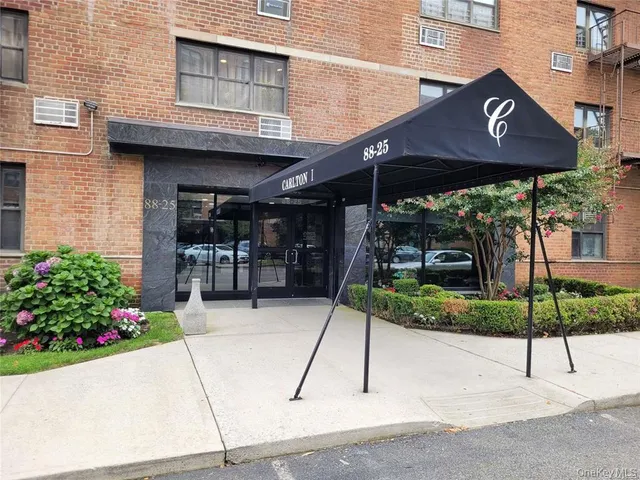 $185,000 | 88-25 155th Avenue, Unit 4G | Lindenwood