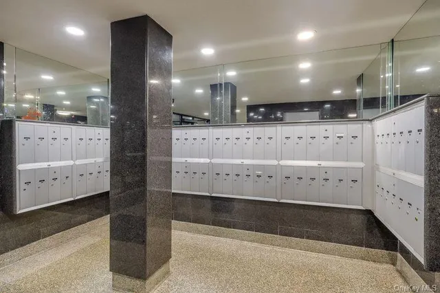 $185,000 | 88-25 155th Avenue, Unit 4G | Lindenwood