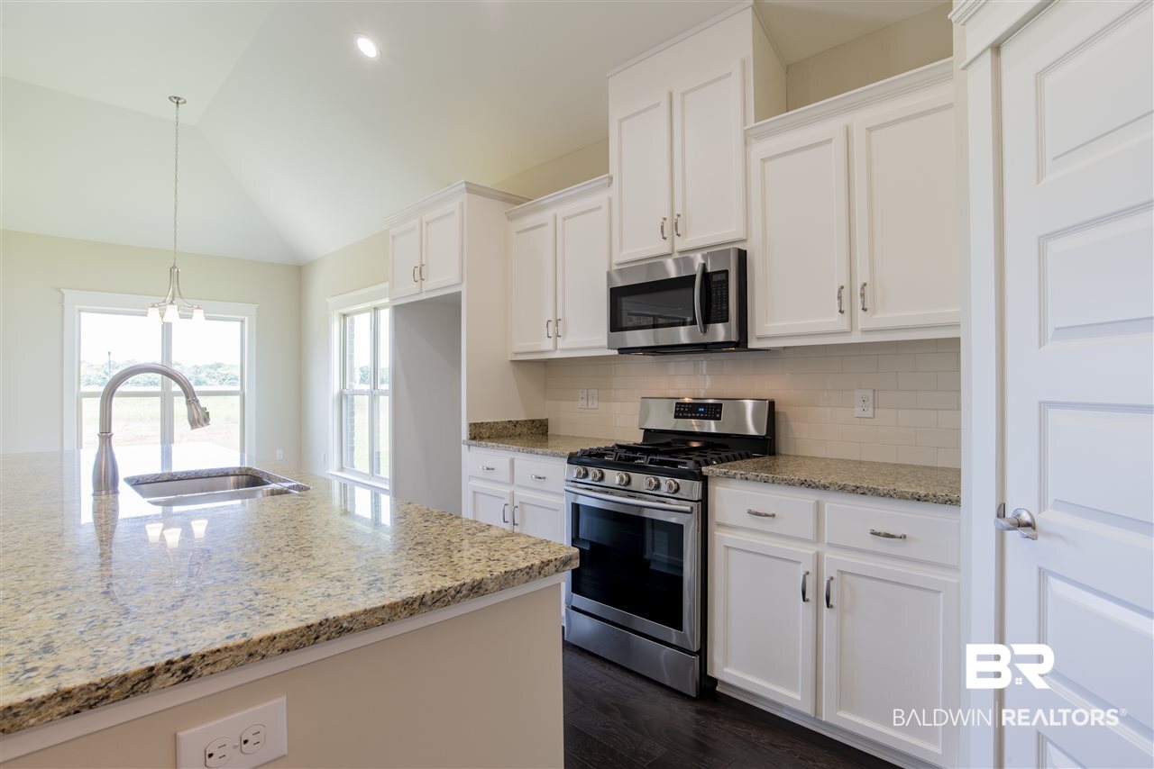 912 Charleston Loop Fairhope, AL 36532 - Photo 11 of 42
