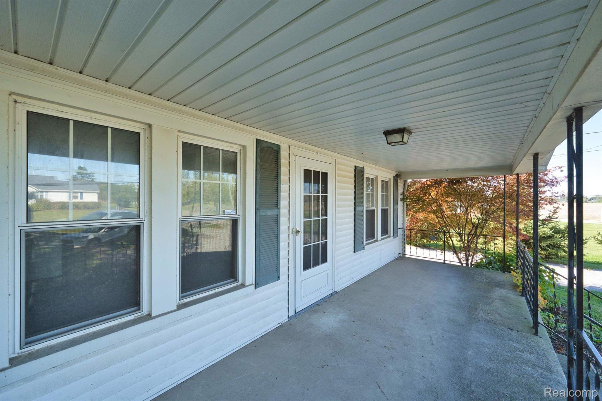 1883 Stewart Road Monroe, MI 48162 - Photo 3 of 44 Front Porch